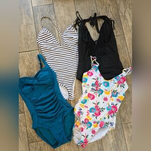 Swimsuit Bundle Lot XS 4 6 Old Navy Cupshe Luz Claiborne